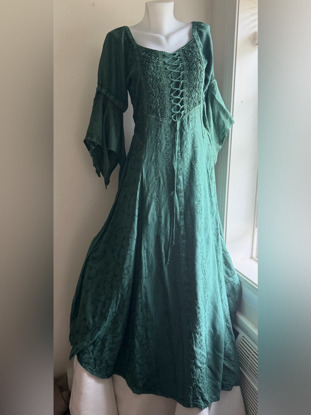 NWT DISPLAY Forest Green Renaissance Maxi Dress 3/4 Sleeve Corset Fairycore S-M